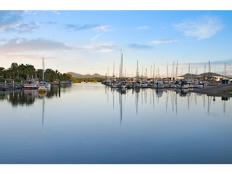 114  Harbour drive, Trinity Park QLD 4879