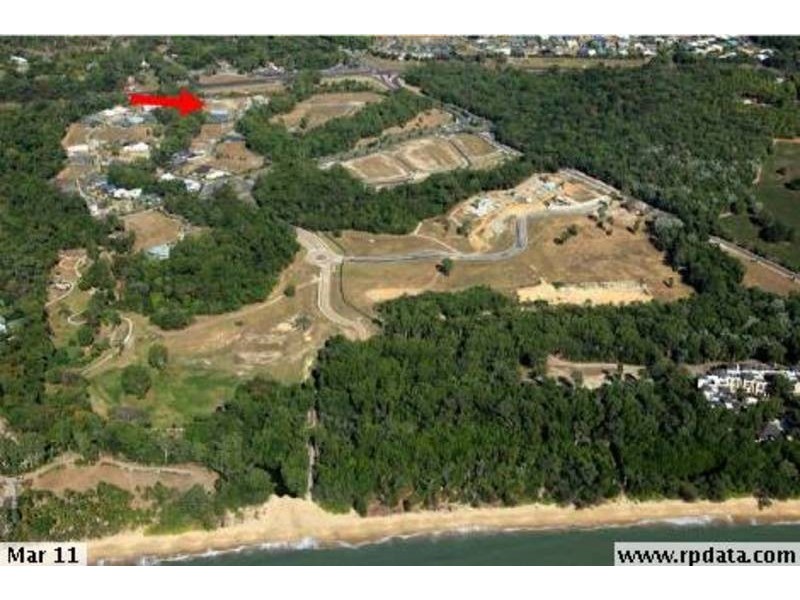 27  Aurelia Road, Palm Cove QLD 4879