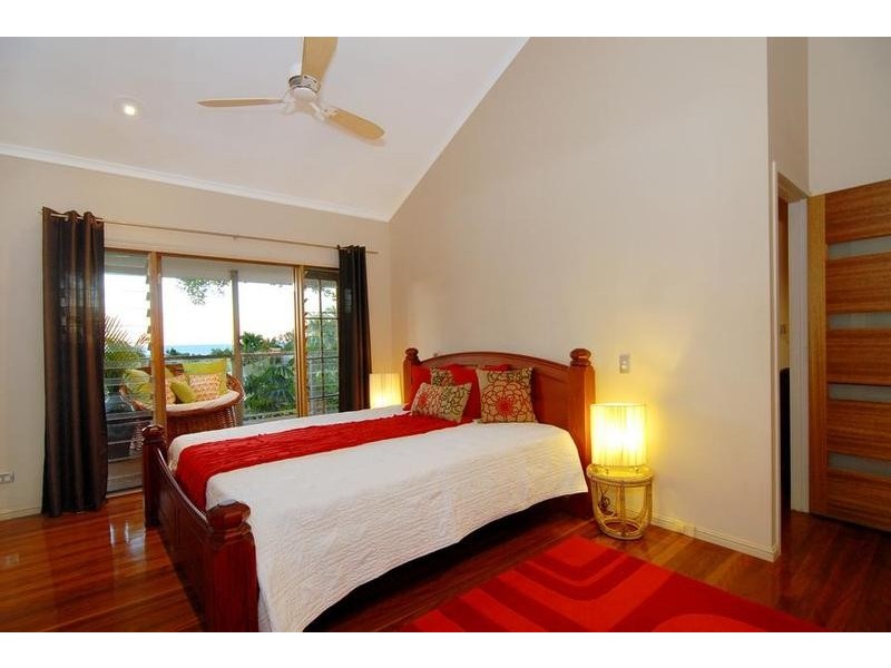 7 Trinidad Close, Trinity Beach QLD 4879