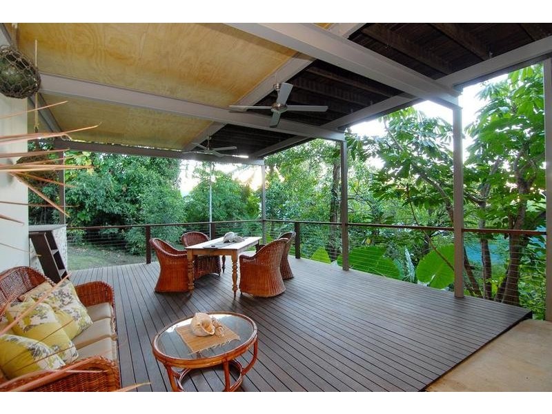 7 Trinidad Close, Trinity Beach QLD 4879