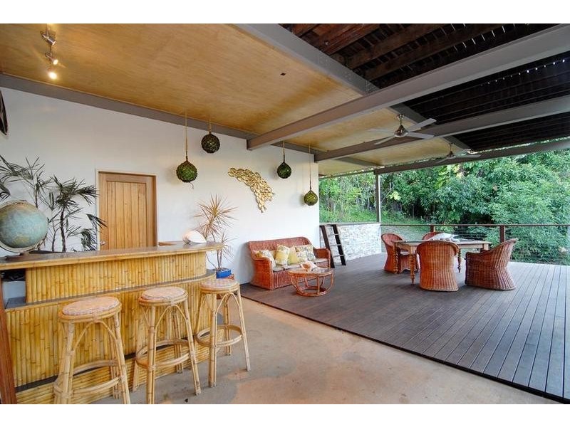 7 Trinidad Close, Trinity Beach QLD 4879