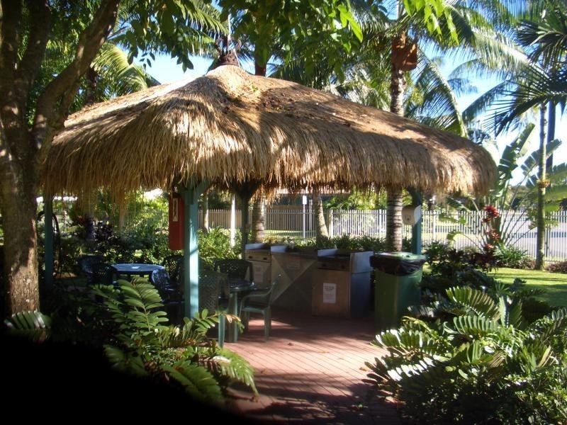 1/129-135 Oleander Street, Holloways Beach QLD 4878