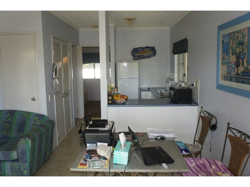 1/129-135 Oleander Street, Holloways Beach QLD 4878