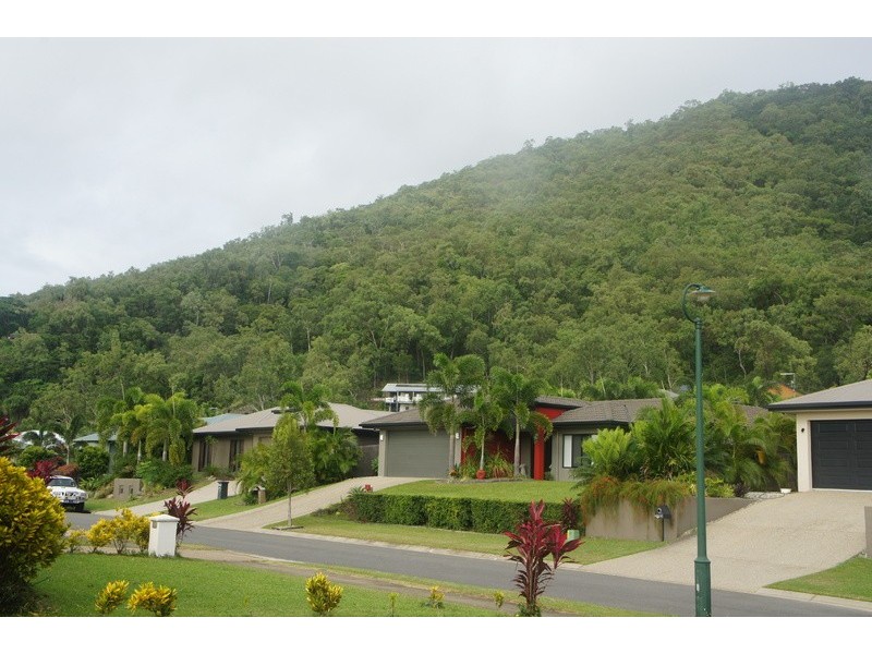 15 Palmetto Street, Palm Cove QLD 4879