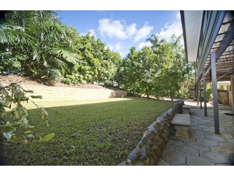 8 MORESBY ST, Trinity Beach QLD 4879