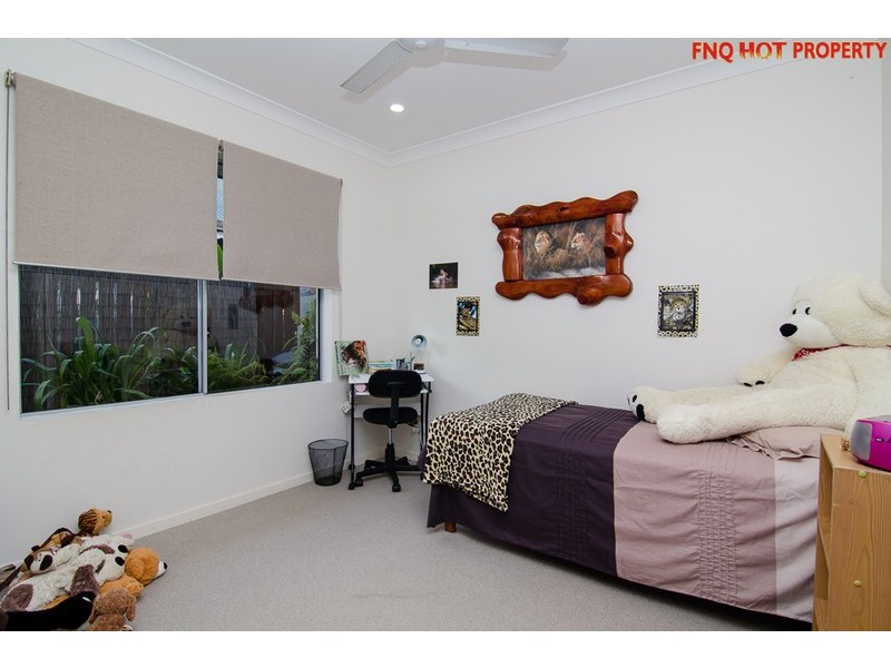 102 HARBOUR DRIVE, Trinity Park QLD 4879