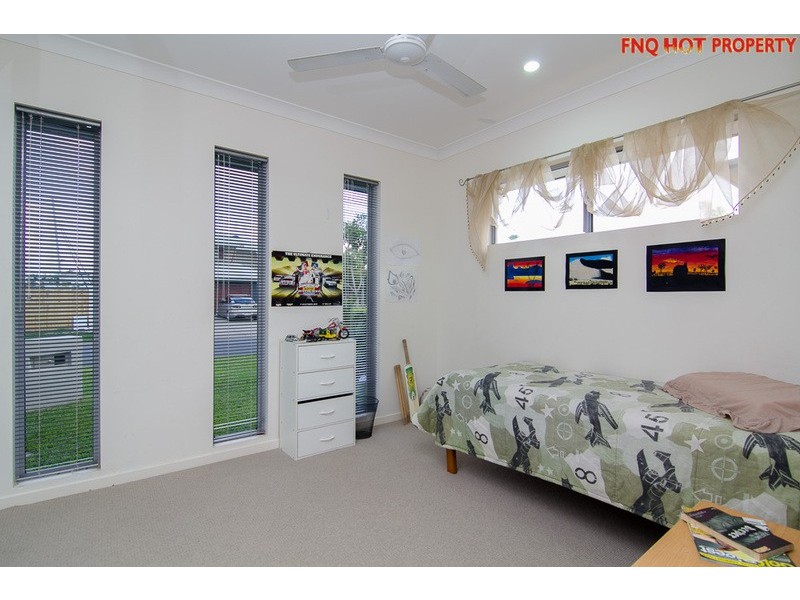 102 HARBOUR DRIVE, Trinity Park QLD 4879