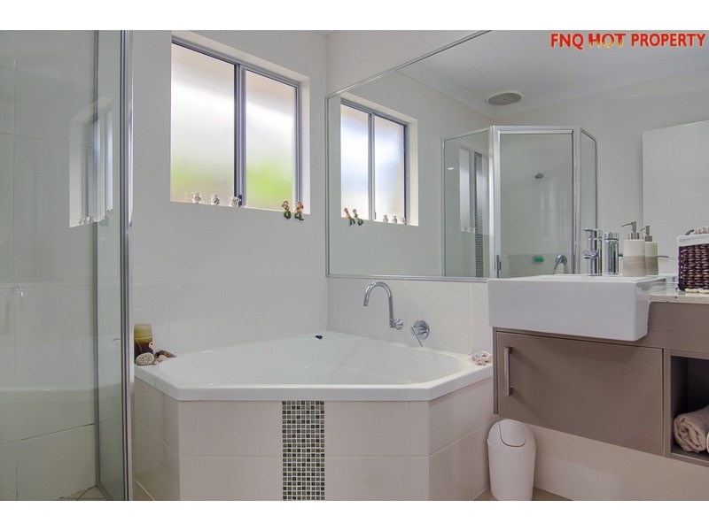 102 HARBOUR DRIVE, Trinity Park QLD 4879