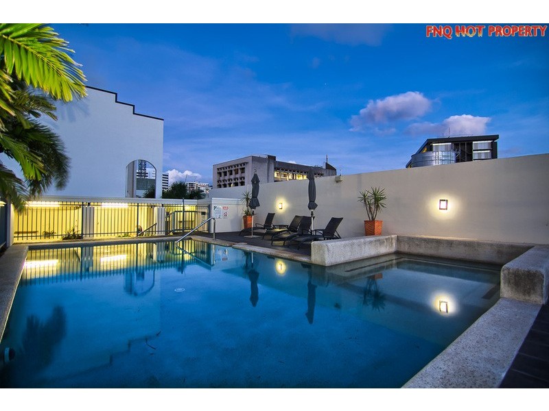 2/79 Spence St, Cairns City QLD 4870