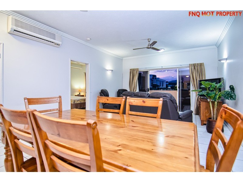 2/79 Spence St, Cairns City QLD 4870