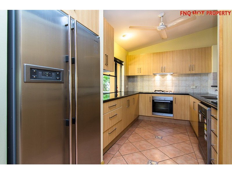 27 Gloucester Street, Whitfield QLD 4870