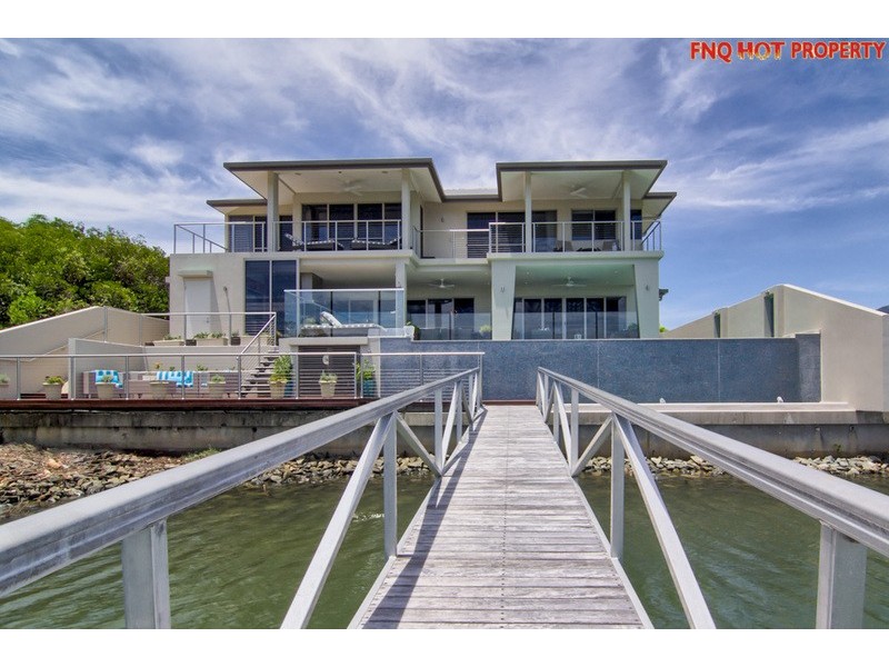 134 HARBOUR DRIVE, Trinity Park QLD 4879