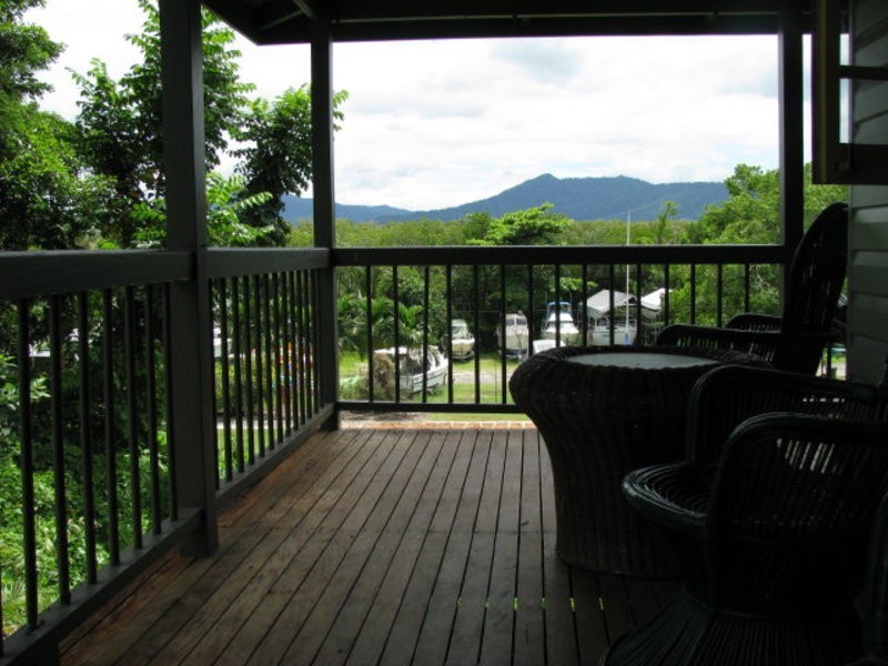 24-26 Buckley St, Yorkeys Knob QLD 4878