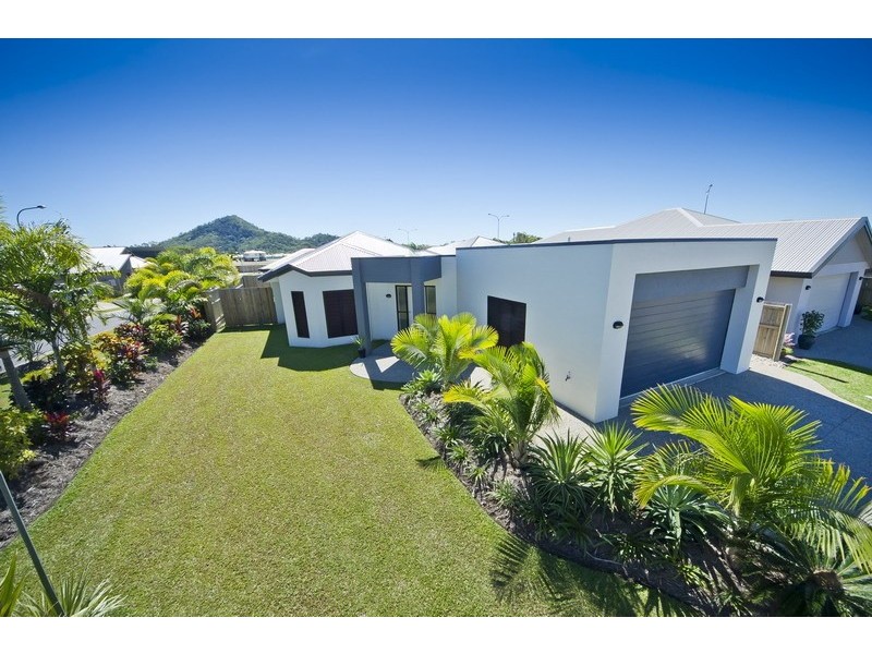 36 Redcap Bend, Trinity Park QLD 4879