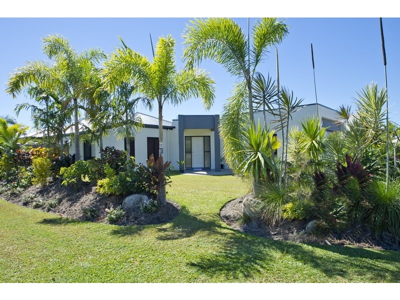 36 Redcap Bend, Trinity Park QLD 4879