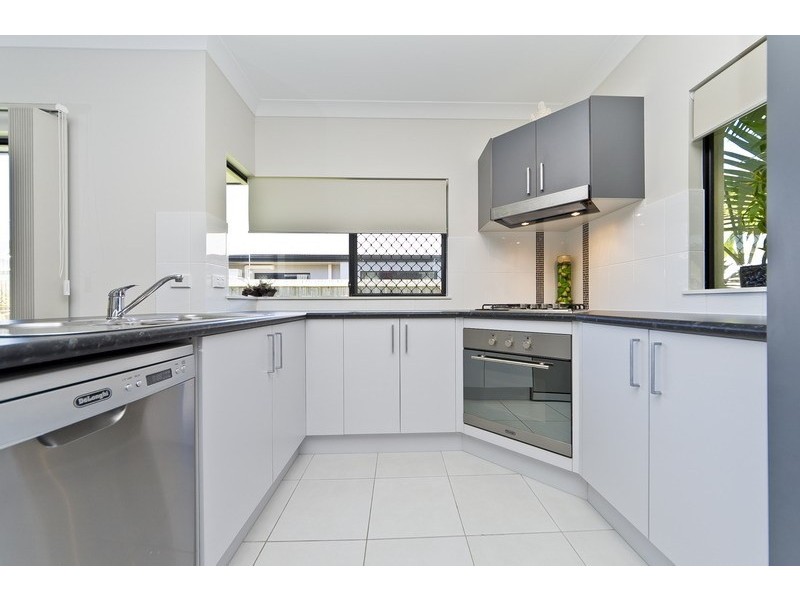 36 Redcap Bend, Trinity Park QLD 4879