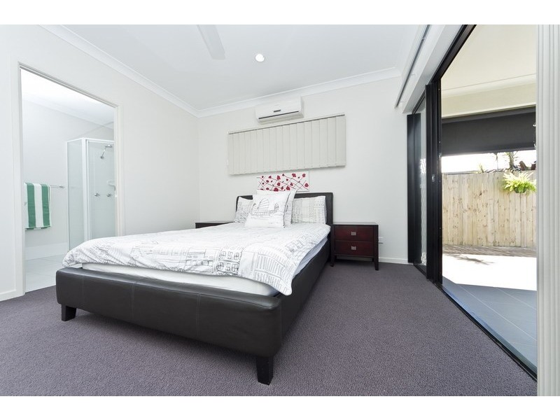 36 Redcap Bend, Trinity Park QLD 4879