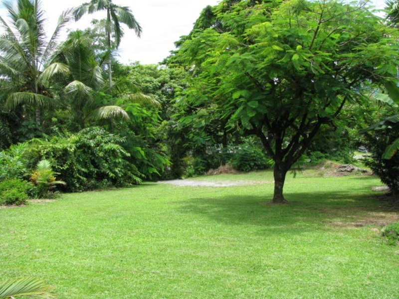 24 Buckley St, Yorkeys Knob QLD 4878