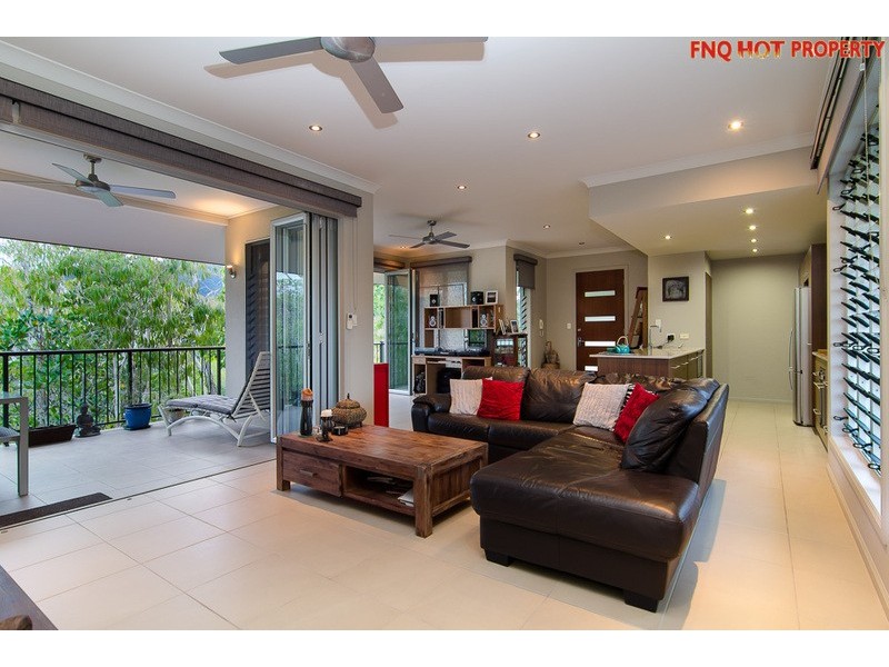 4/110 Harbour Drive, Trinity Park QLD 4879