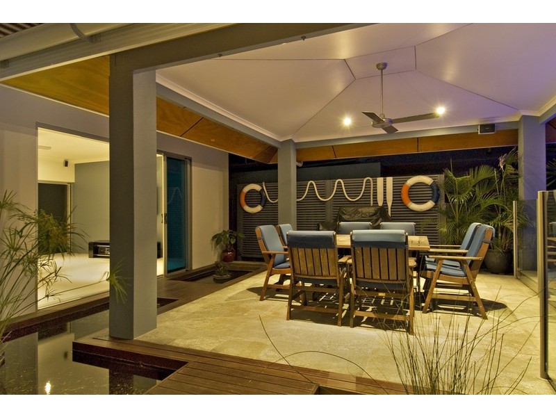 43 Riverside Parade, Trinity Park QLD 4879
