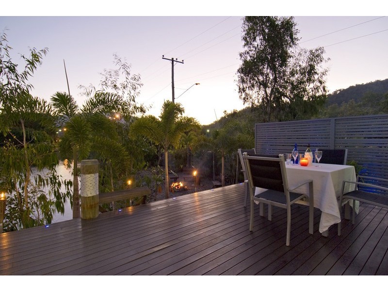 43 Riverside Parade, Trinity Park QLD 4879