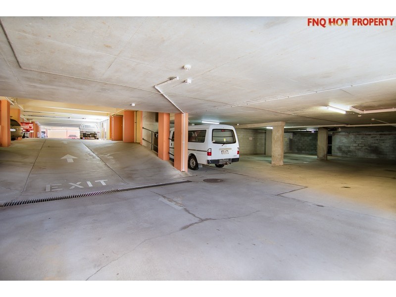 17/249 Esplanade, Cairns North QLD 4870