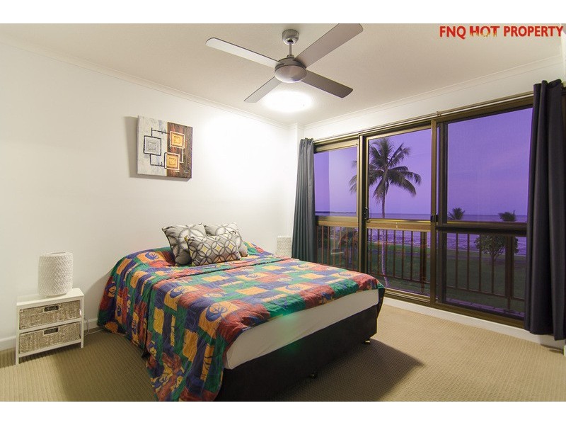 17/249 Esplanade, Cairns North QLD 4870