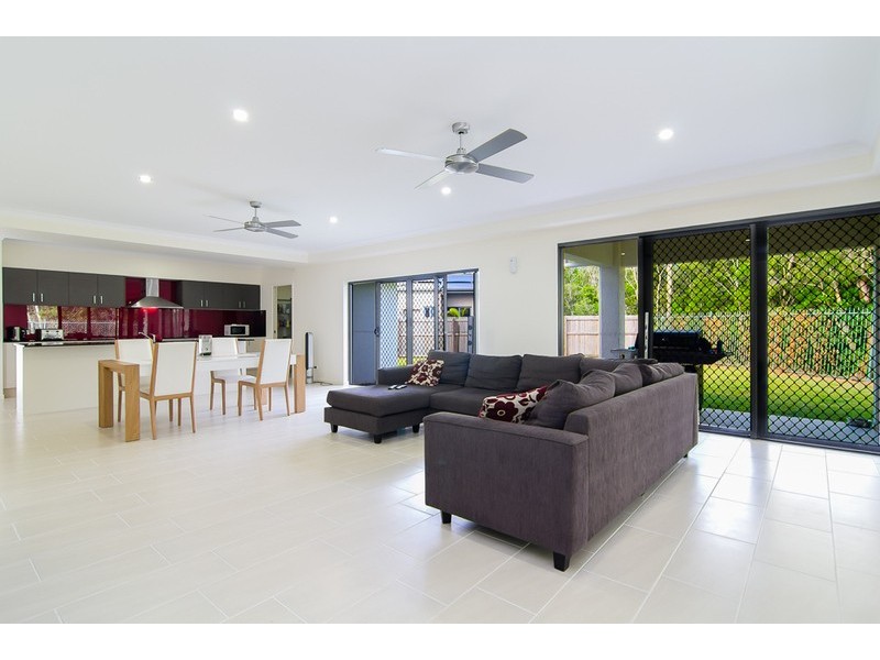 1 Icefire Quay, Trinity Park QLD 4879