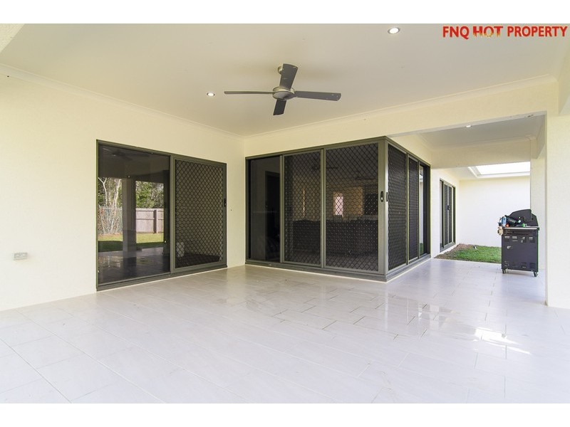 1 Icefire Quay, Trinity Park QLD 4879