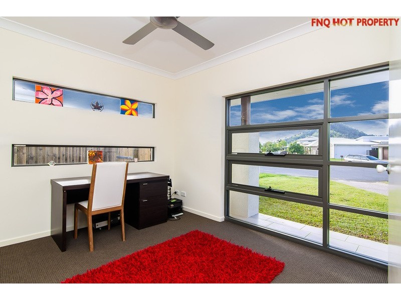 1 Icefire Quay, Trinity Park QLD 4879