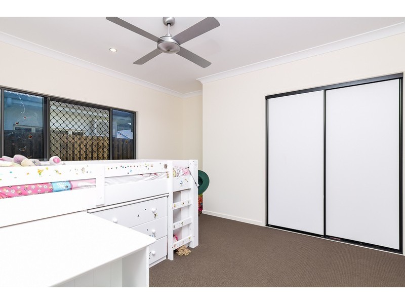 1 Icefire Quay, Trinity Park QLD 4879