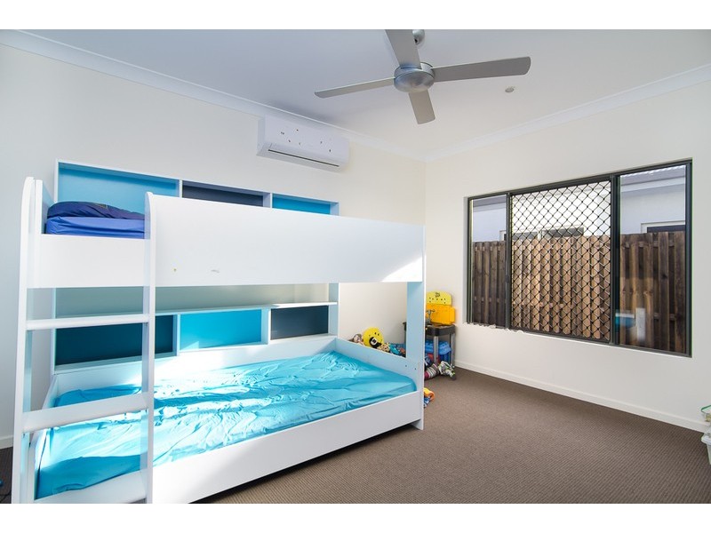 1 Icefire Quay, Trinity Park QLD 4879