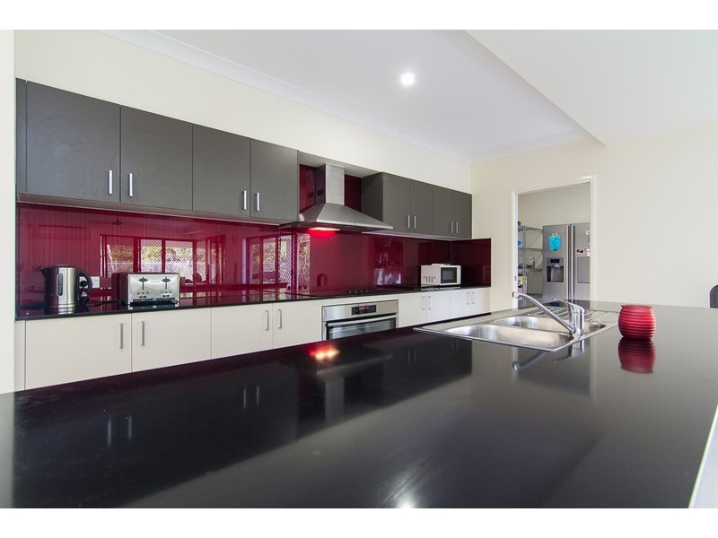 1 Icefire Quay, Trinity Park QLD 4879