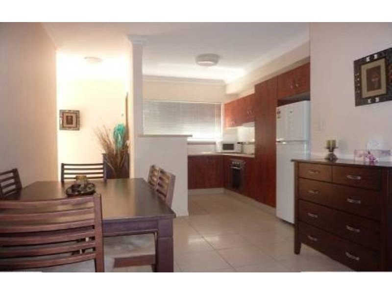 104/4 Grantala, Manoora QLD 4870