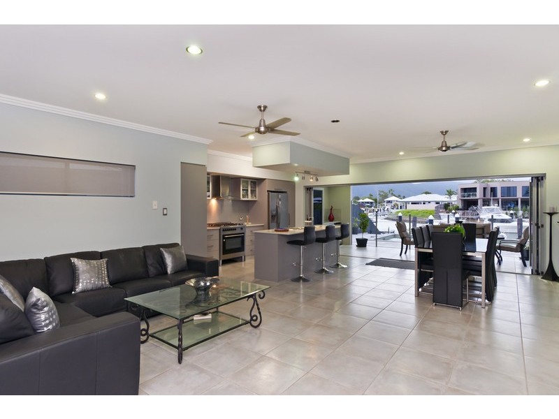 125 HARBOUR DRIVE, Trinity Park QLD 4879