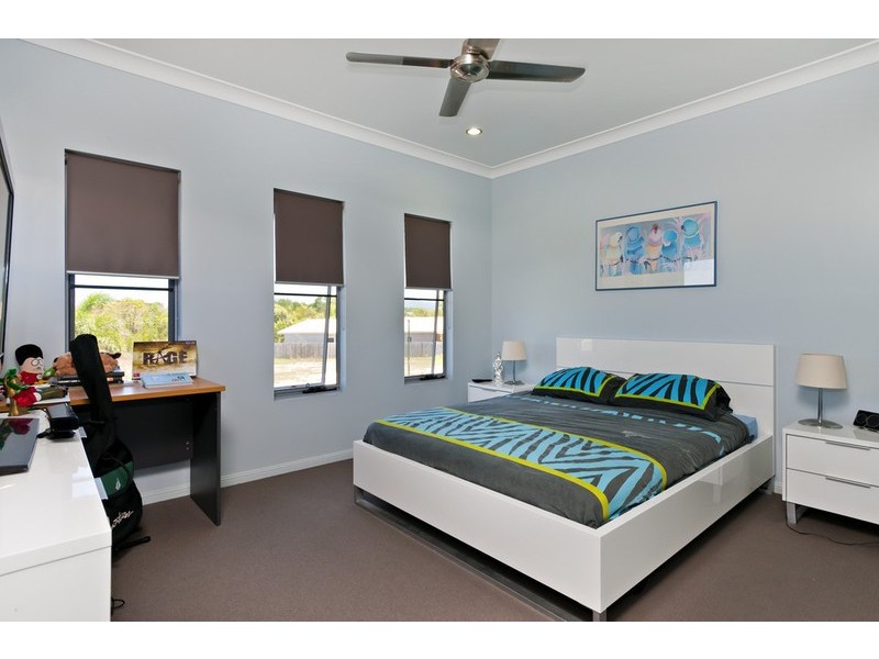 125 HARBOUR DRIVE, Trinity Park QLD 4879