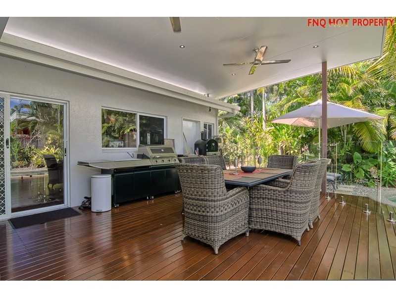 22 Mornington St, Kewarra Beach QLD 4879