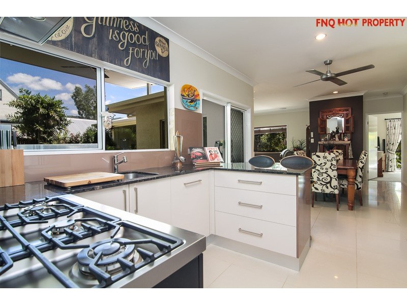 22 Mornington St, Kewarra Beach QLD 4879