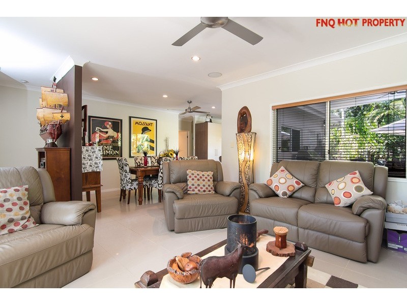 22 Mornington St, Kewarra Beach QLD 4879
