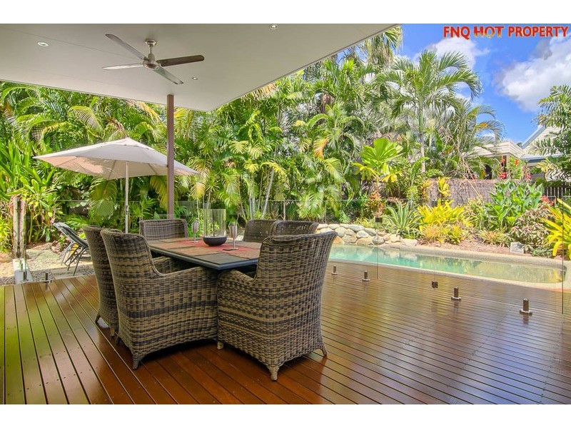 22 Mornington St, Kewarra Beach QLD 4879