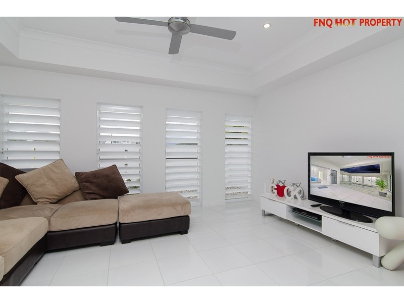 132 Harbour Drive, Trinity Park QLD 4879