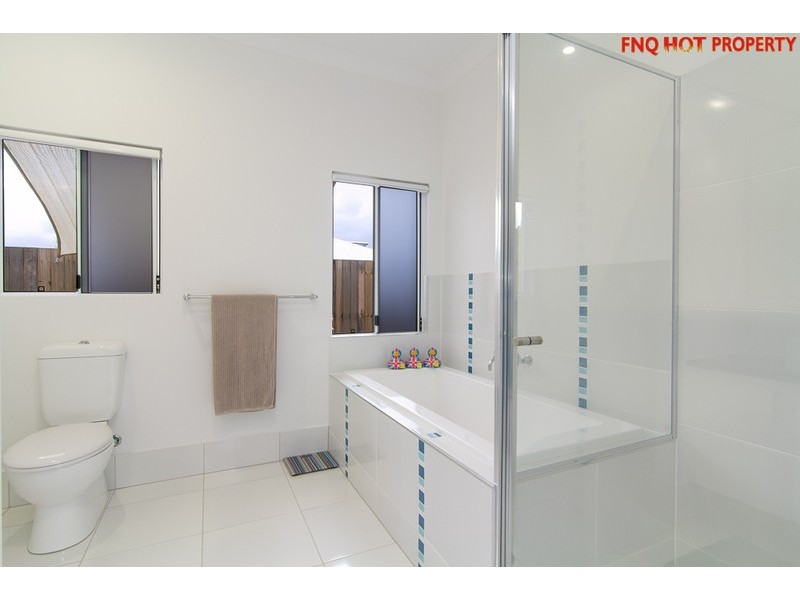 132 Harbour Drive, Trinity Park QLD 4879