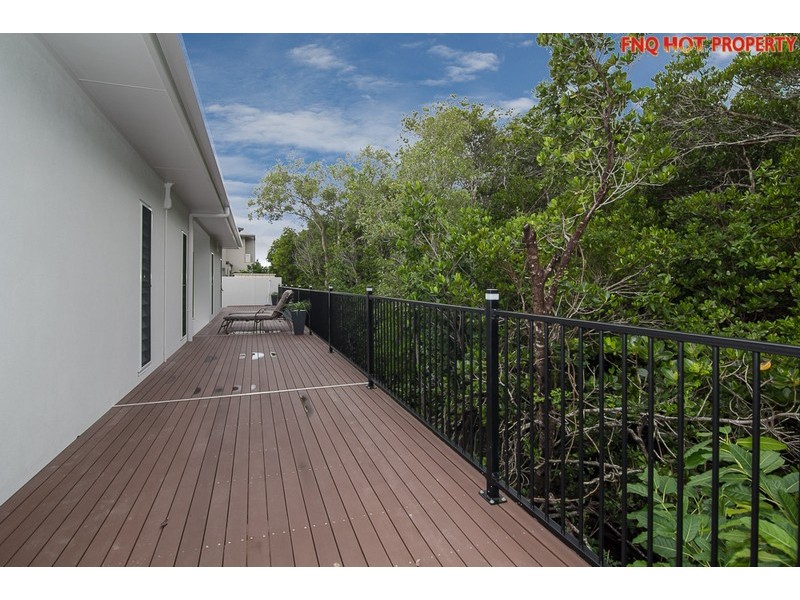 132 Harbour Drive, Trinity Park QLD 4879