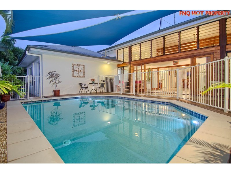 40 Iridescent Drive, Trinity Park QLD 4879