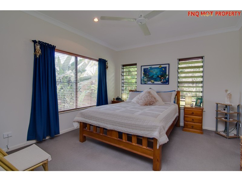 40 Iridescent Drive, Trinity Park QLD 4879