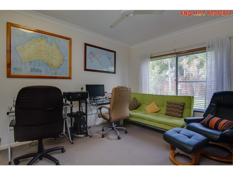 40 Iridescent Drive, Trinity Park QLD 4879