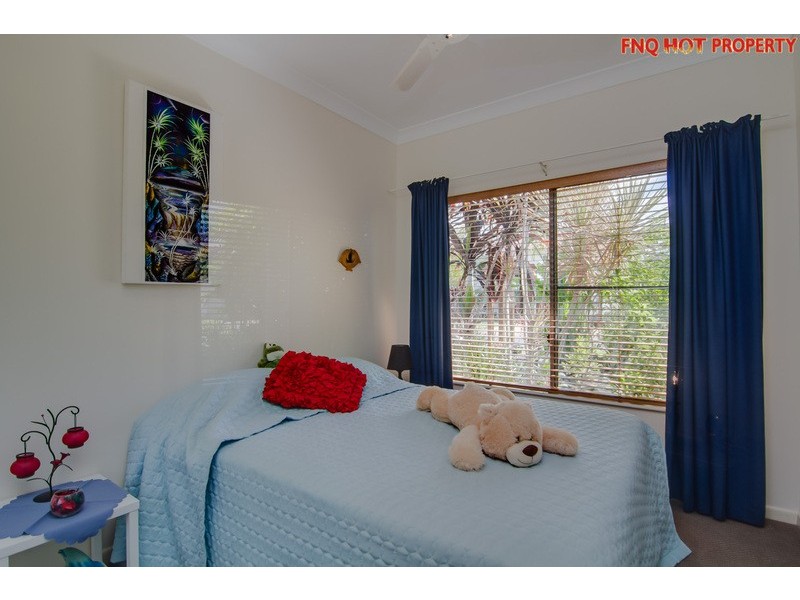 40 Iridescent Drive, Trinity Park QLD 4879