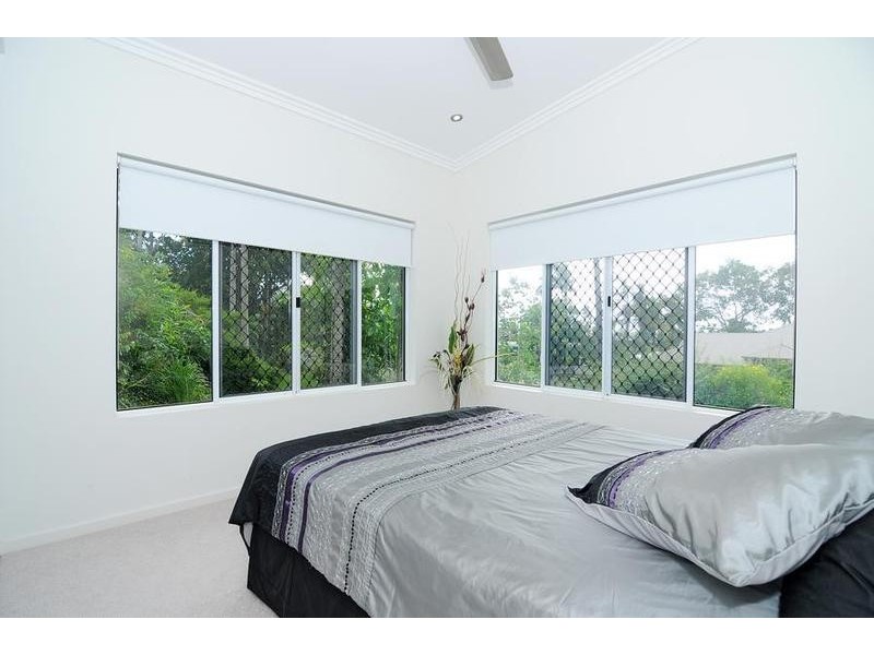 2 Carmelo Close, Whitfield QLD 4870