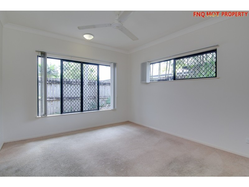 3/53 Kambara St, White Rock QLD 4868