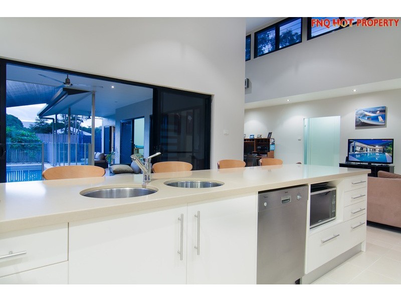 72 Harbour Drive, Trinity Park QLD 4879